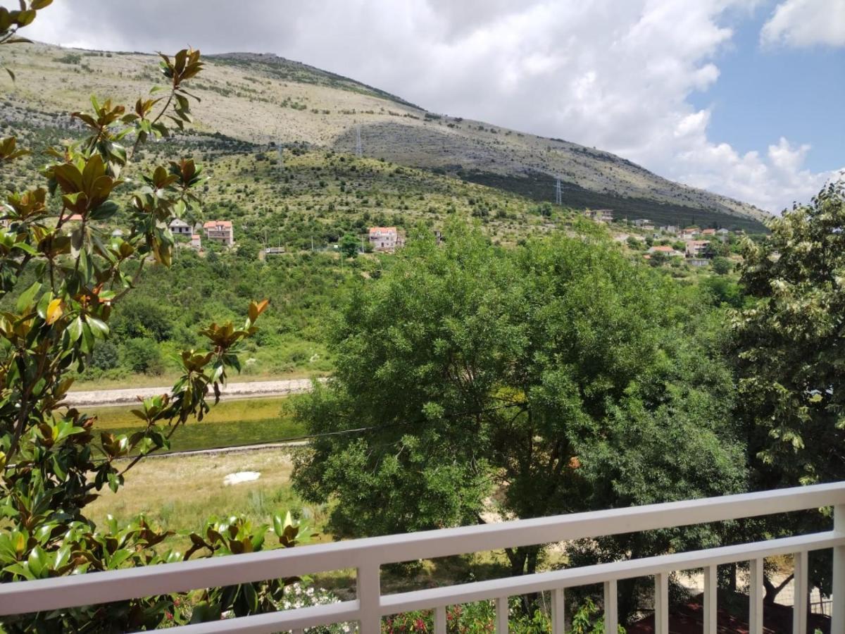 Hotel River Side Trebinje Zewnętrze zdjęcie